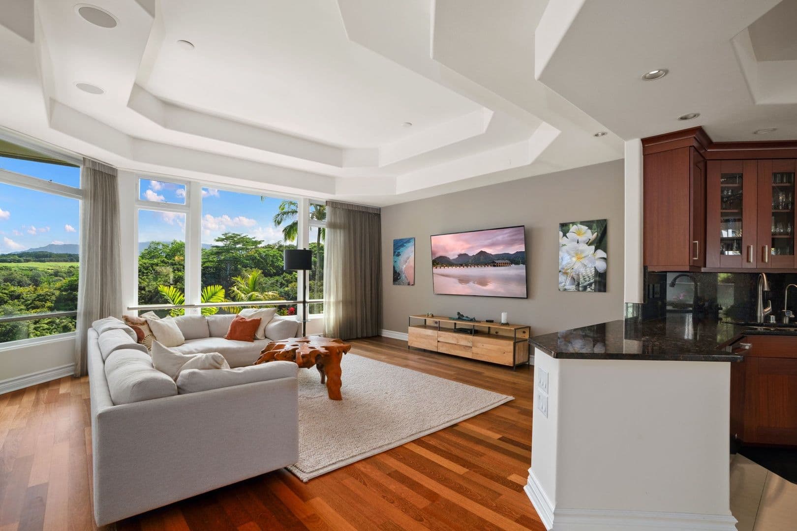 Princeville House: 4100 Queen Emma's Drive