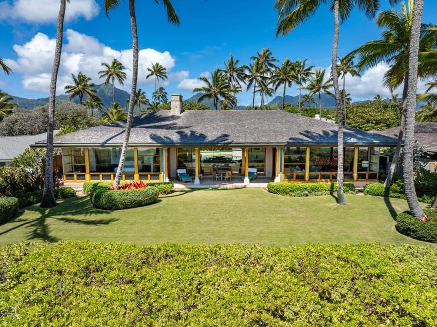 Kailua House: 396 Dune Cir