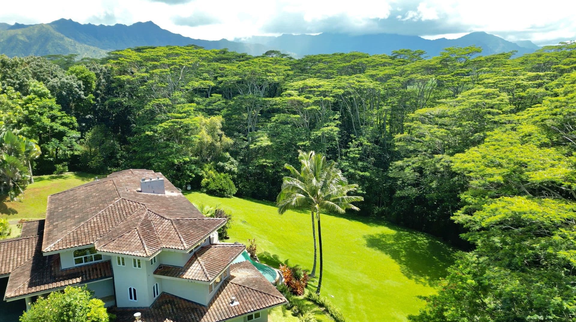 Kilauea House: 4570 A Wailapa Road