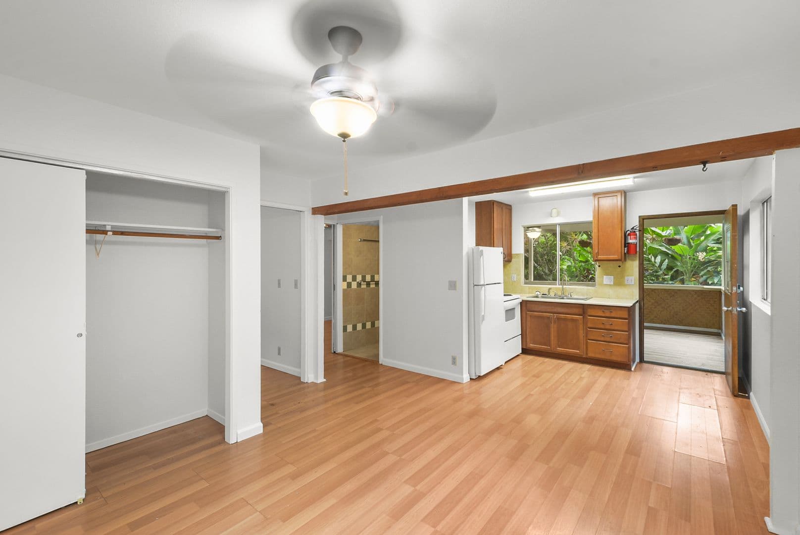 Kealakekua Apartment: 79-973 Kealaola Rd