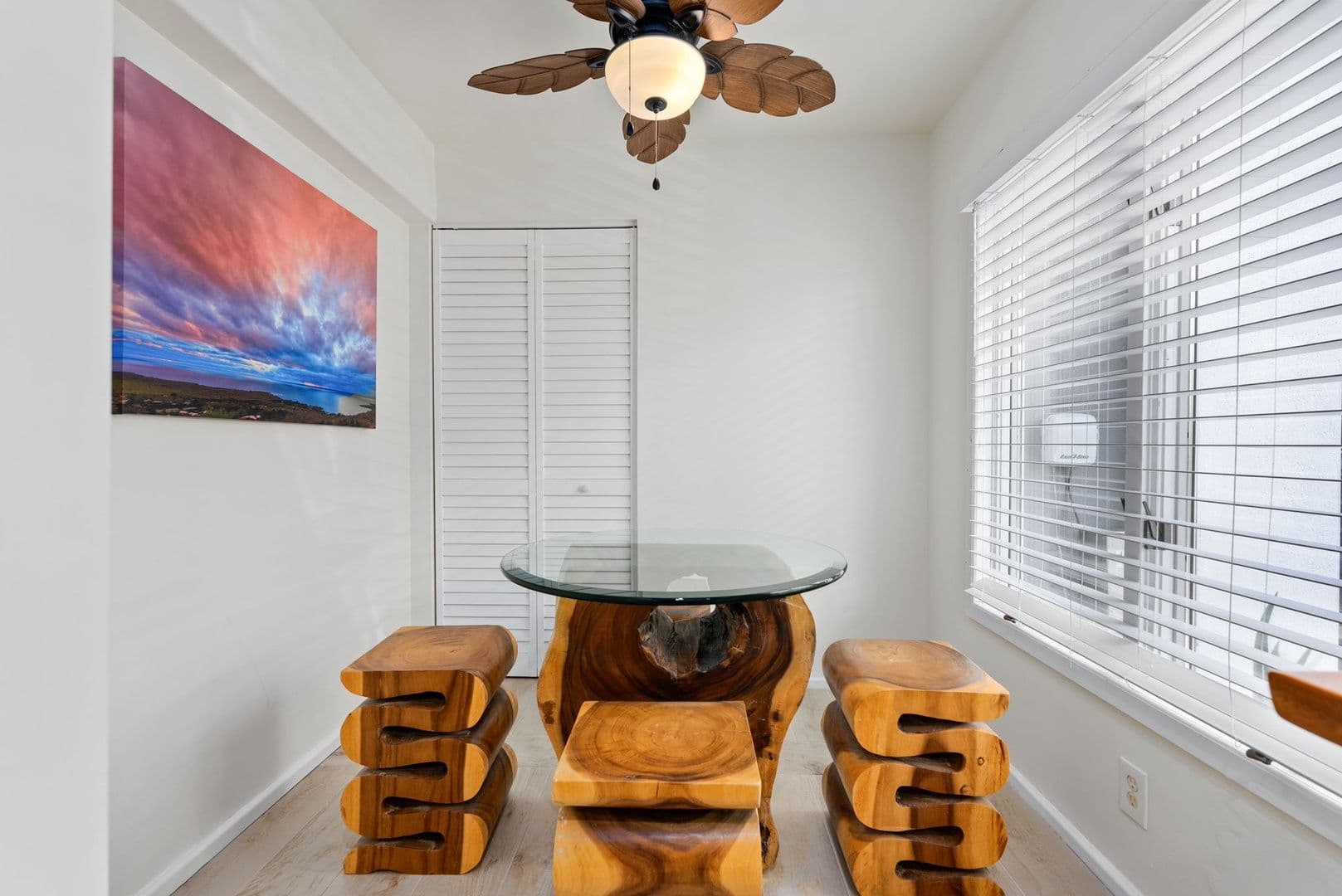 Honolulu House: 5005 Kalanianaole Highway