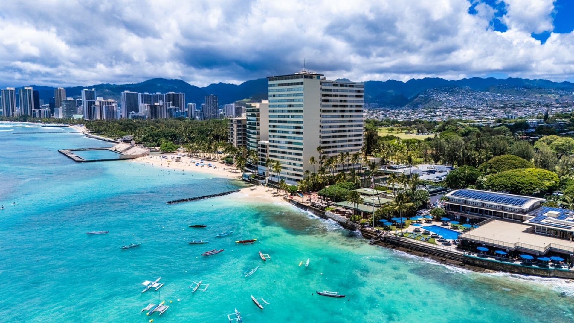Honolulu House: 2895 Kalakaua Ave