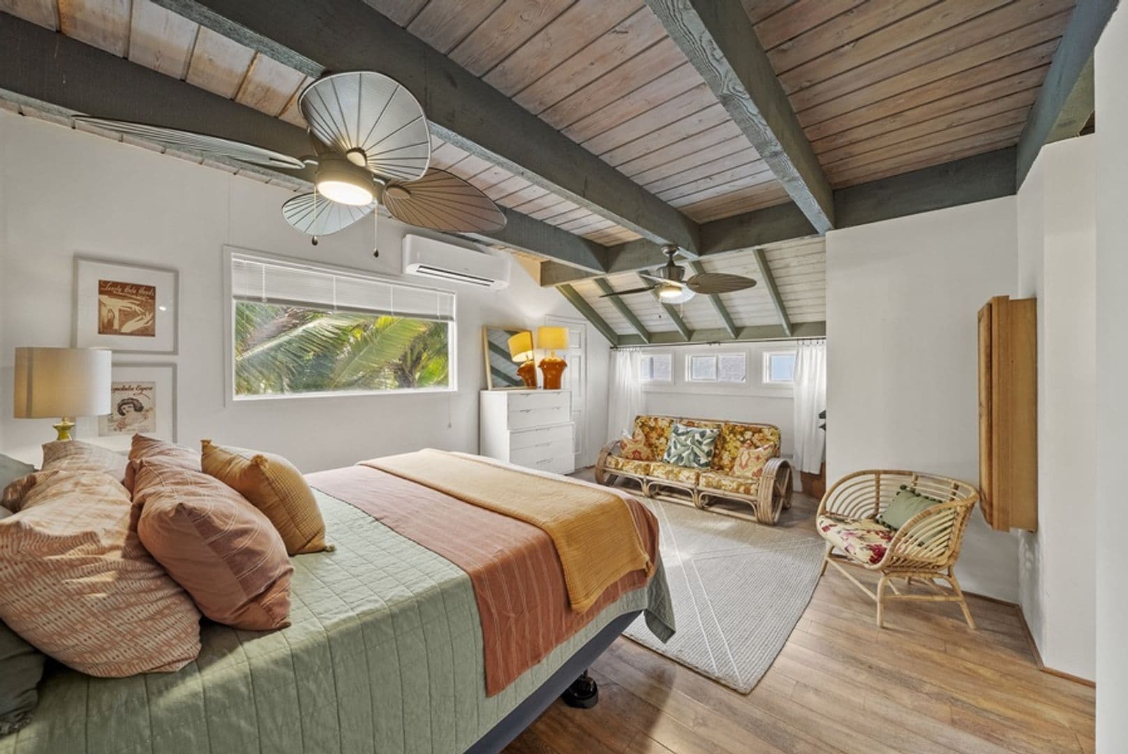 Laie House: 55-551 Kamehameha Highway
