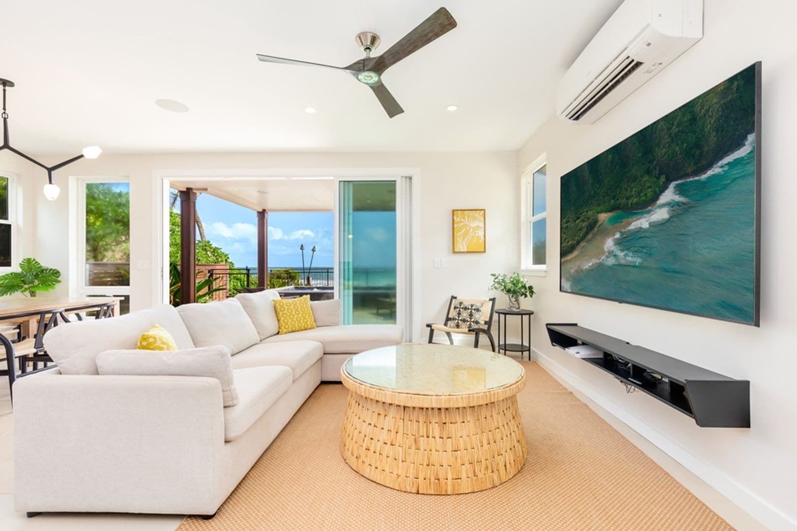 Laie House: 55-137 Kamehameha Highway