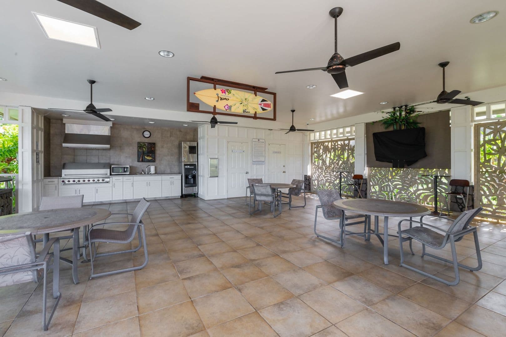 Princeville House: 4100 Queen Emma's Drive