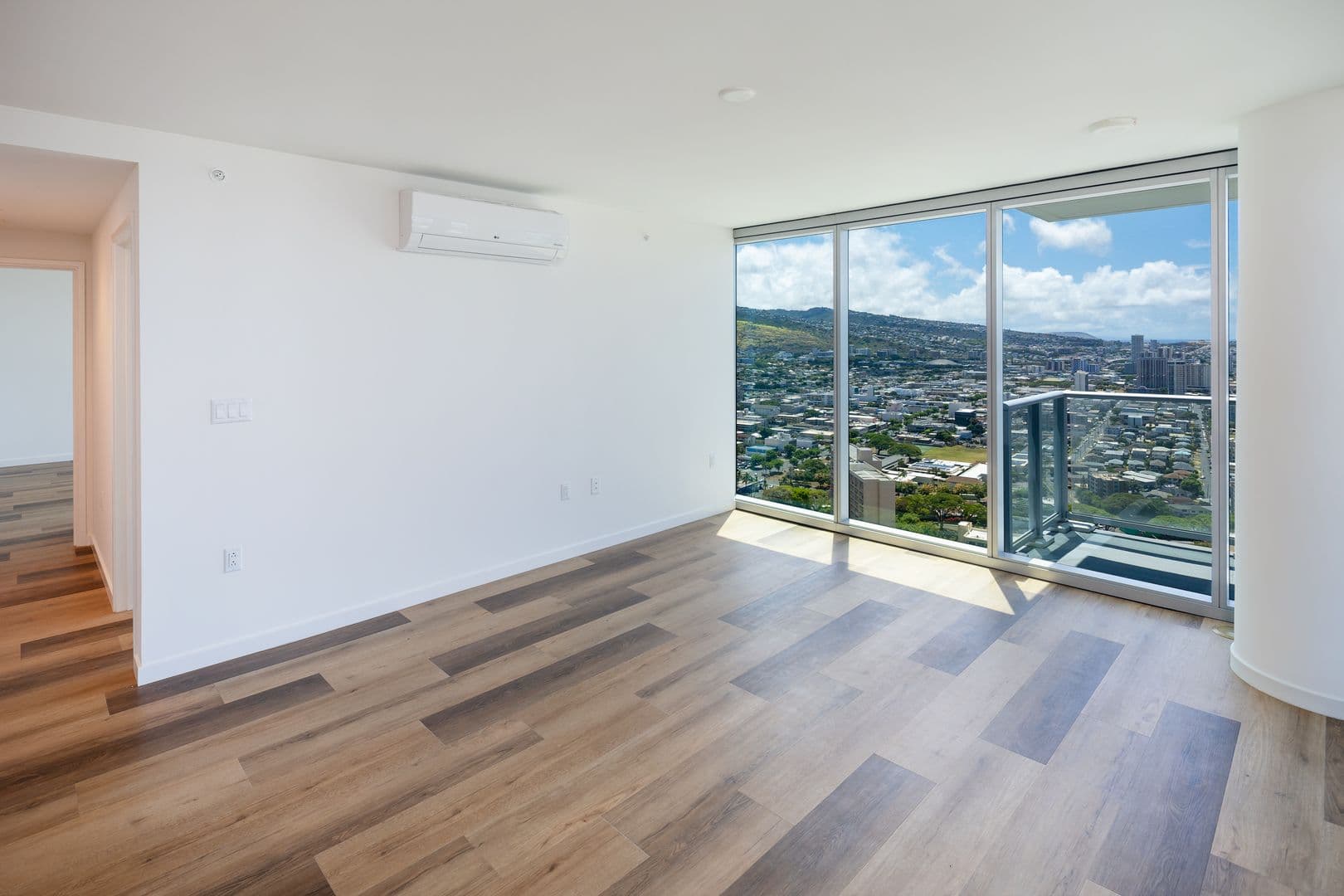 Honolulu Condo: 1500 Rycroft St #3919R