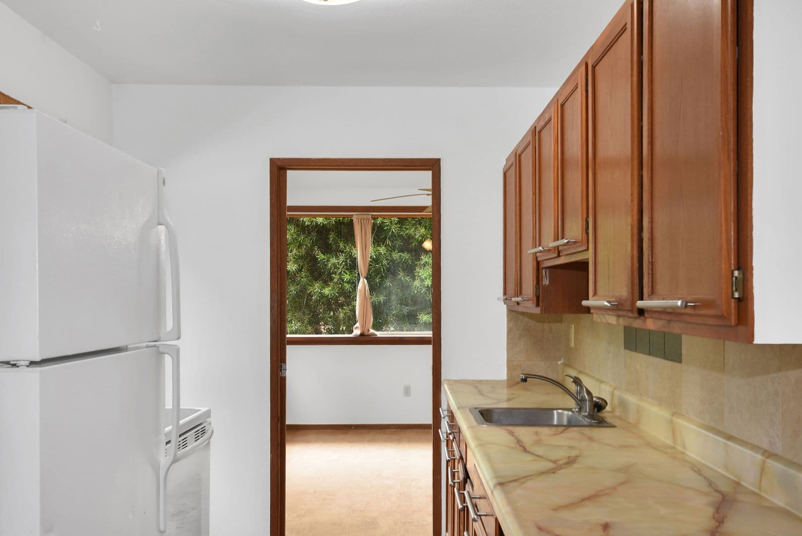 Kealakekua Apartment: 79-973 Kealaola Rd