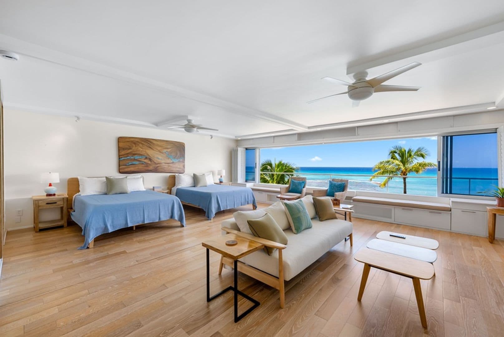 Honolulu House: 2895 Kalakaua Avenue