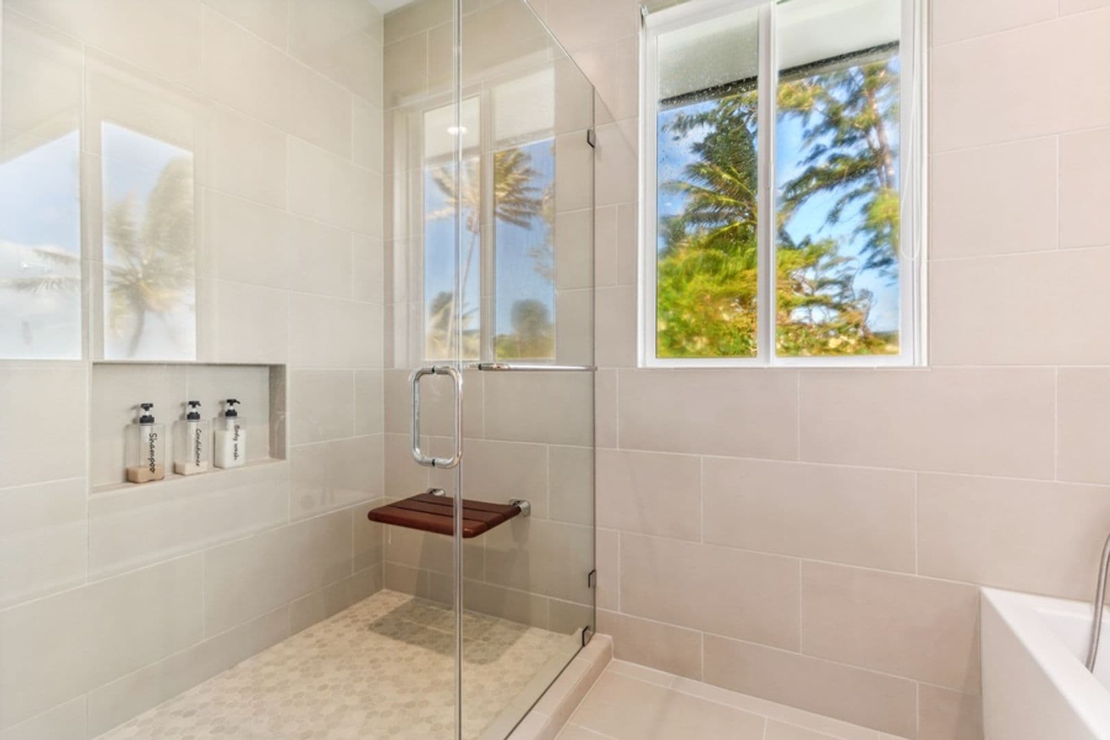 Laie House: 55-137 Kamehameha Highway