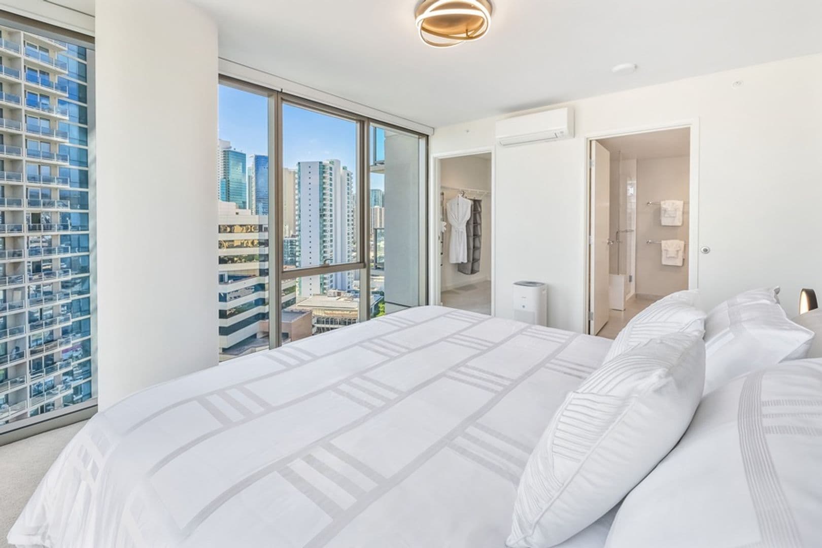 Honolulu Condo: 1388 Kapiolani Boulevard