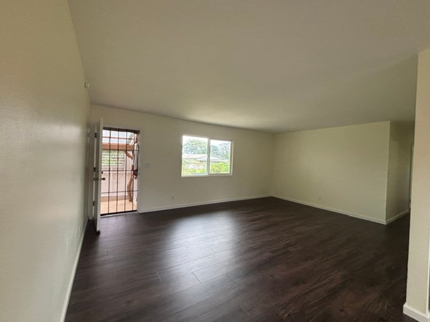 Hilo House: 1413 Kilaha Street