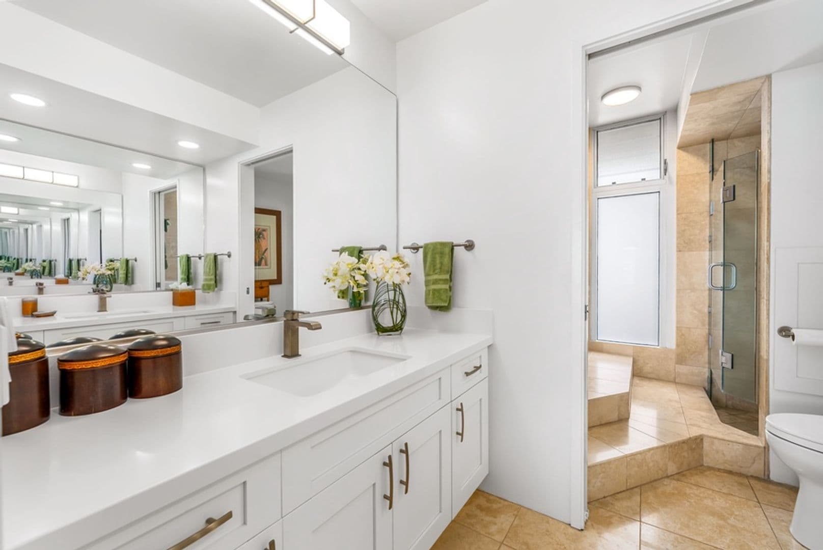 Honolulu House: 2895 Kalakaua Avenue