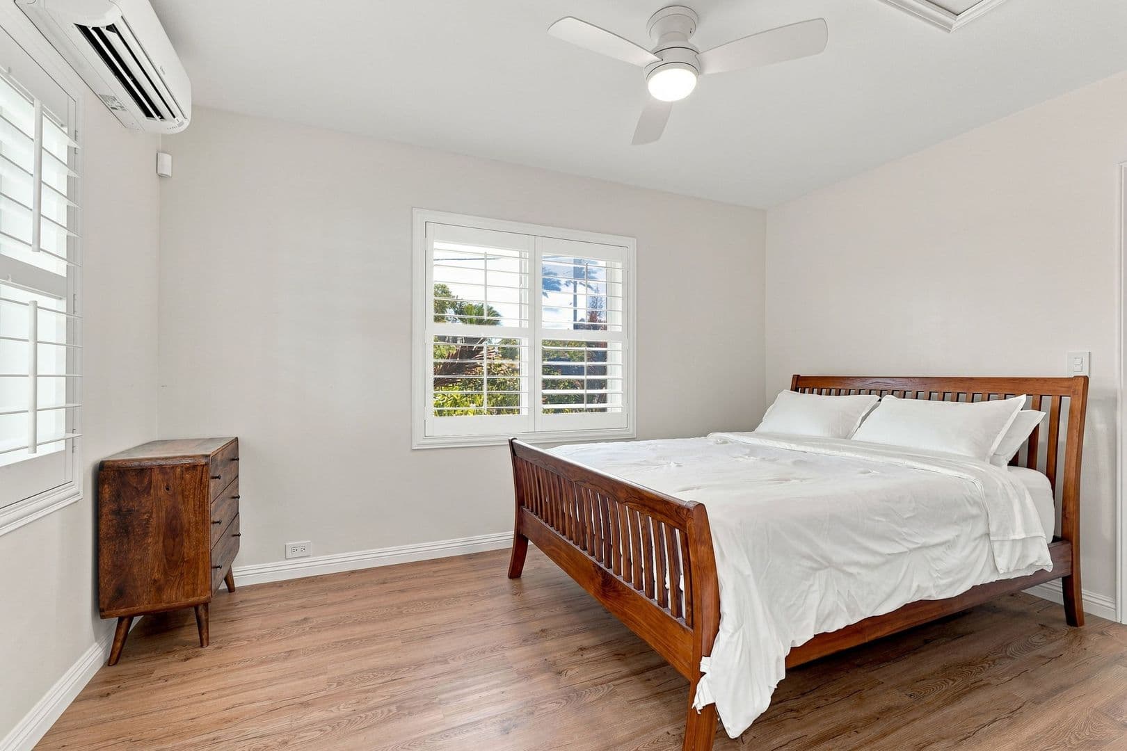 Kailua House: 110 N. Kalaheo Ave