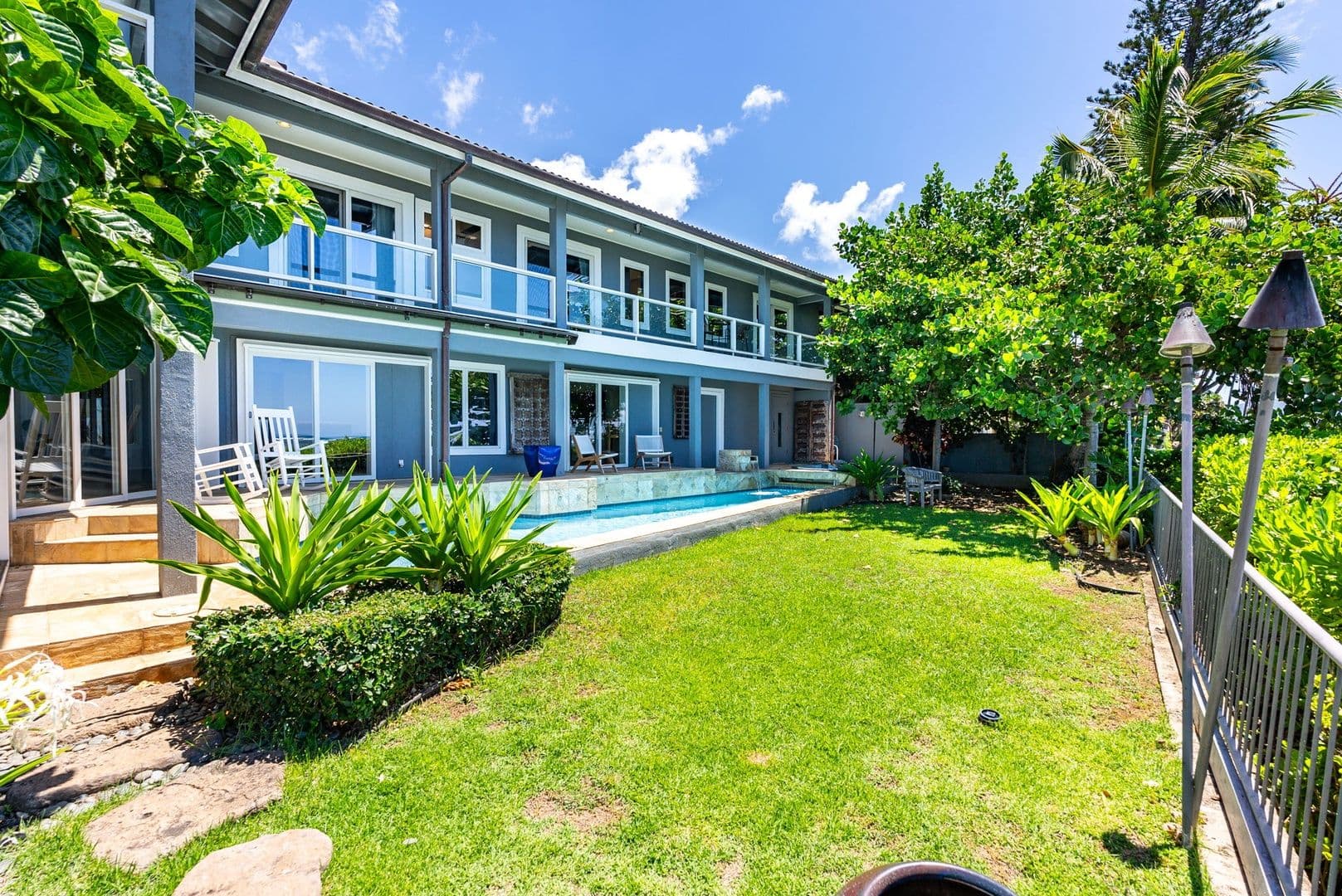 Honolulu House: 5005 Kalanianaole Highway