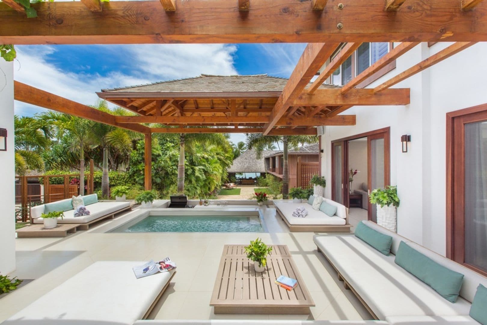 Honolulu House: 224 Ka'alawai Place