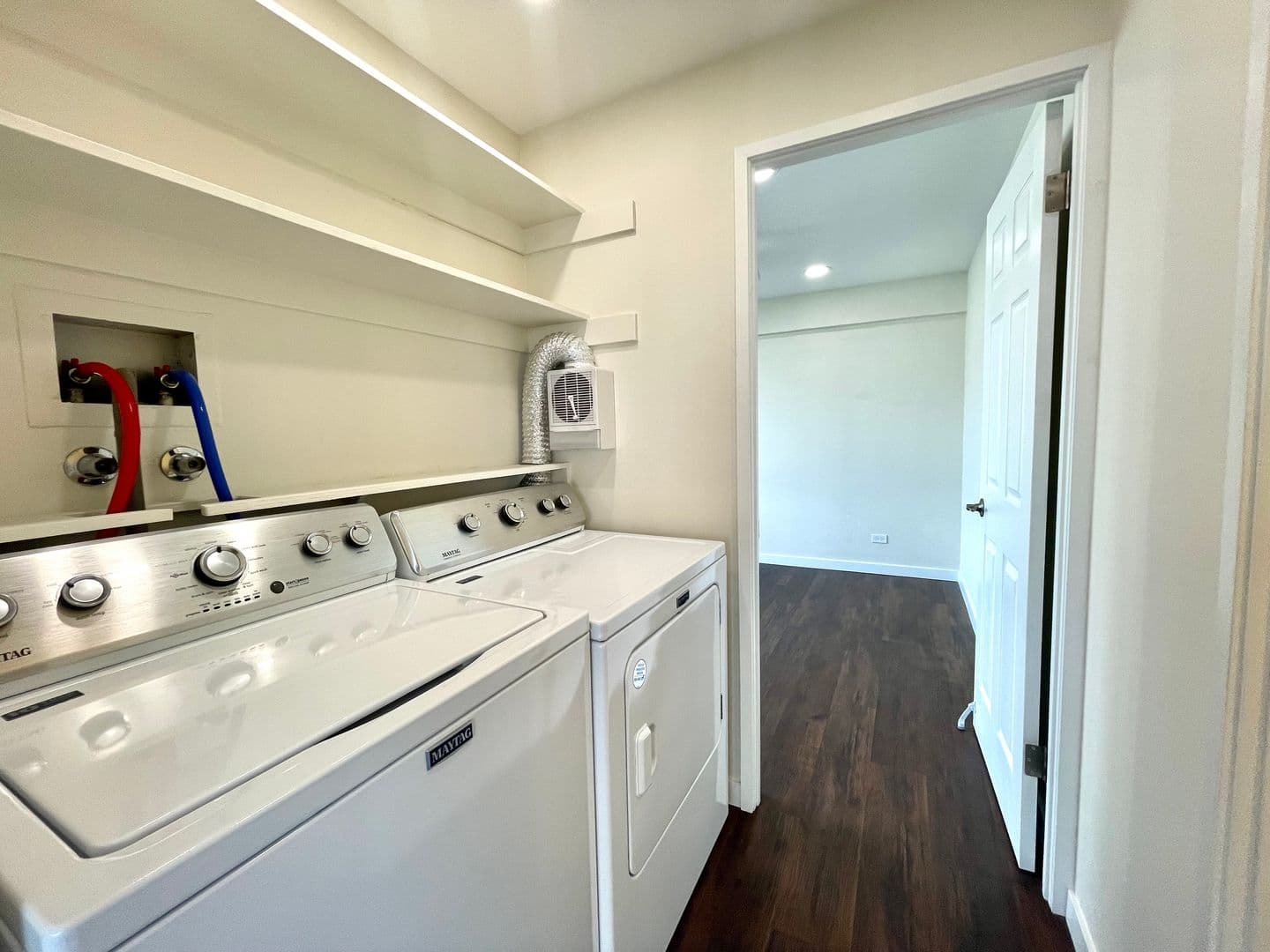 Honolulu Condo: 1645 Ala Wai Blvd #1007