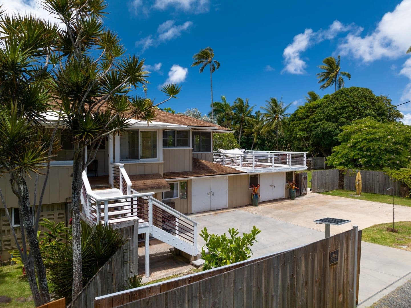Kahuku House: 57-357 Pahipahialua Street
