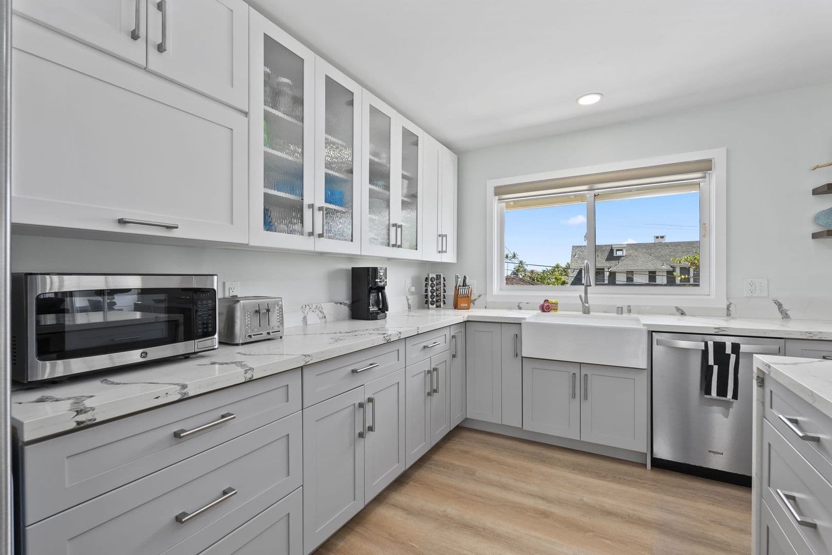 Kailua House: 1445 Mokolea Dr