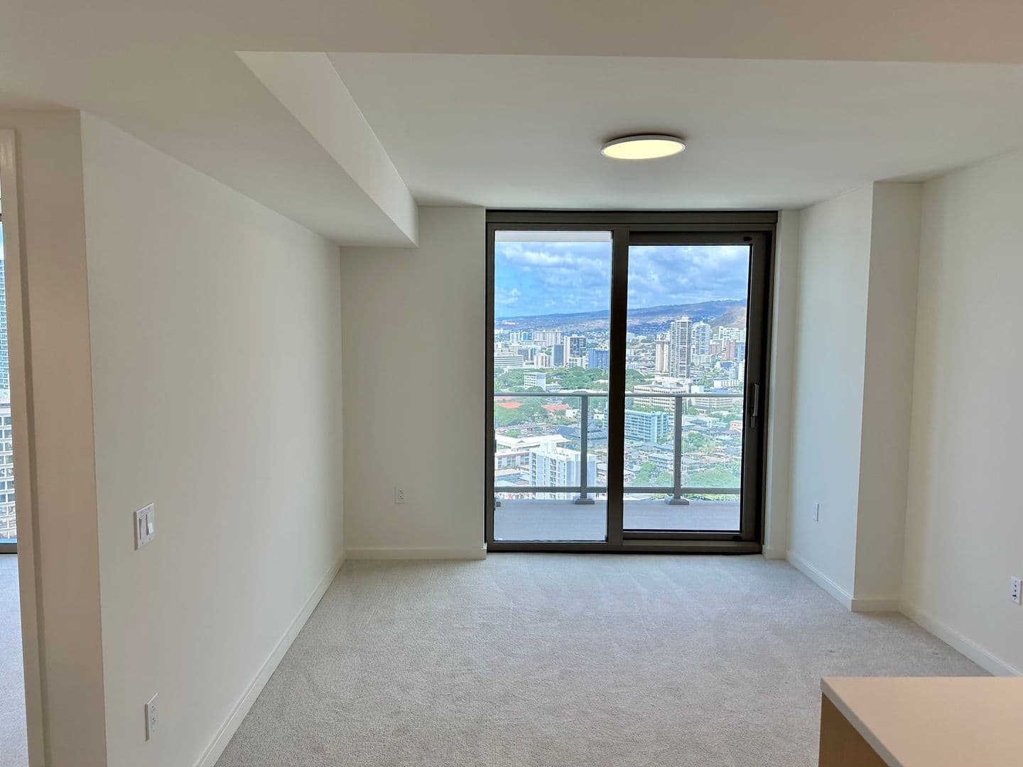 Honolulu House: 1388 Kapiolani Blvd #3310