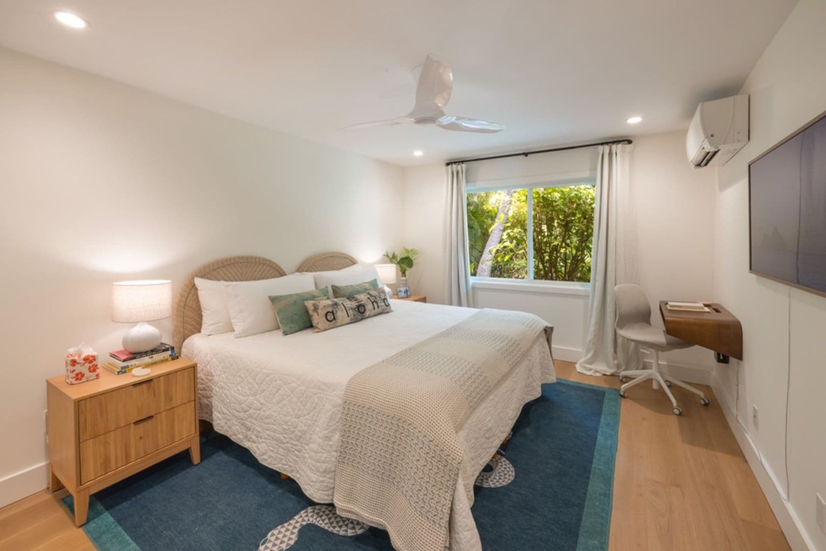 Kailua House: 149 Haokea Dr