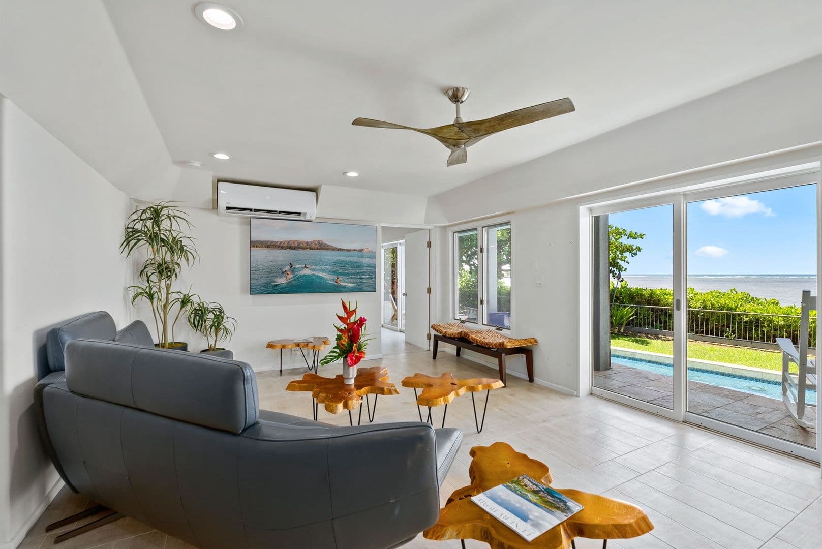 Honolulu House: 5005 Kalanianaole Highway