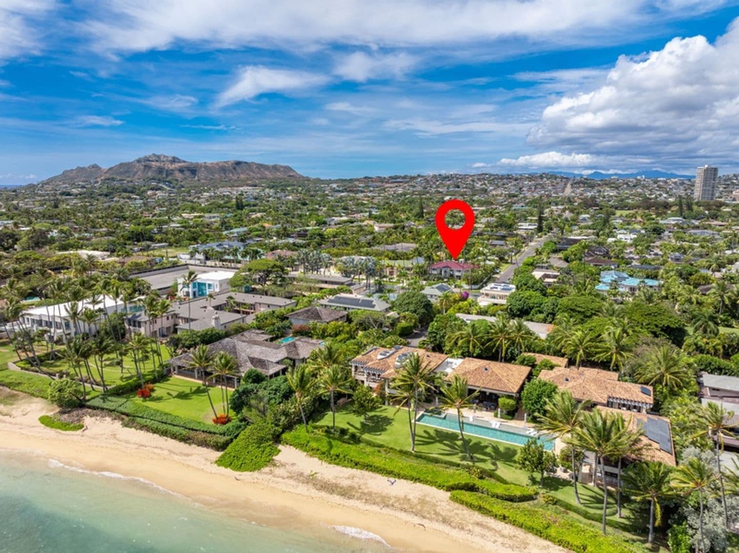 Honolulu House: 4818 Kahala Ave