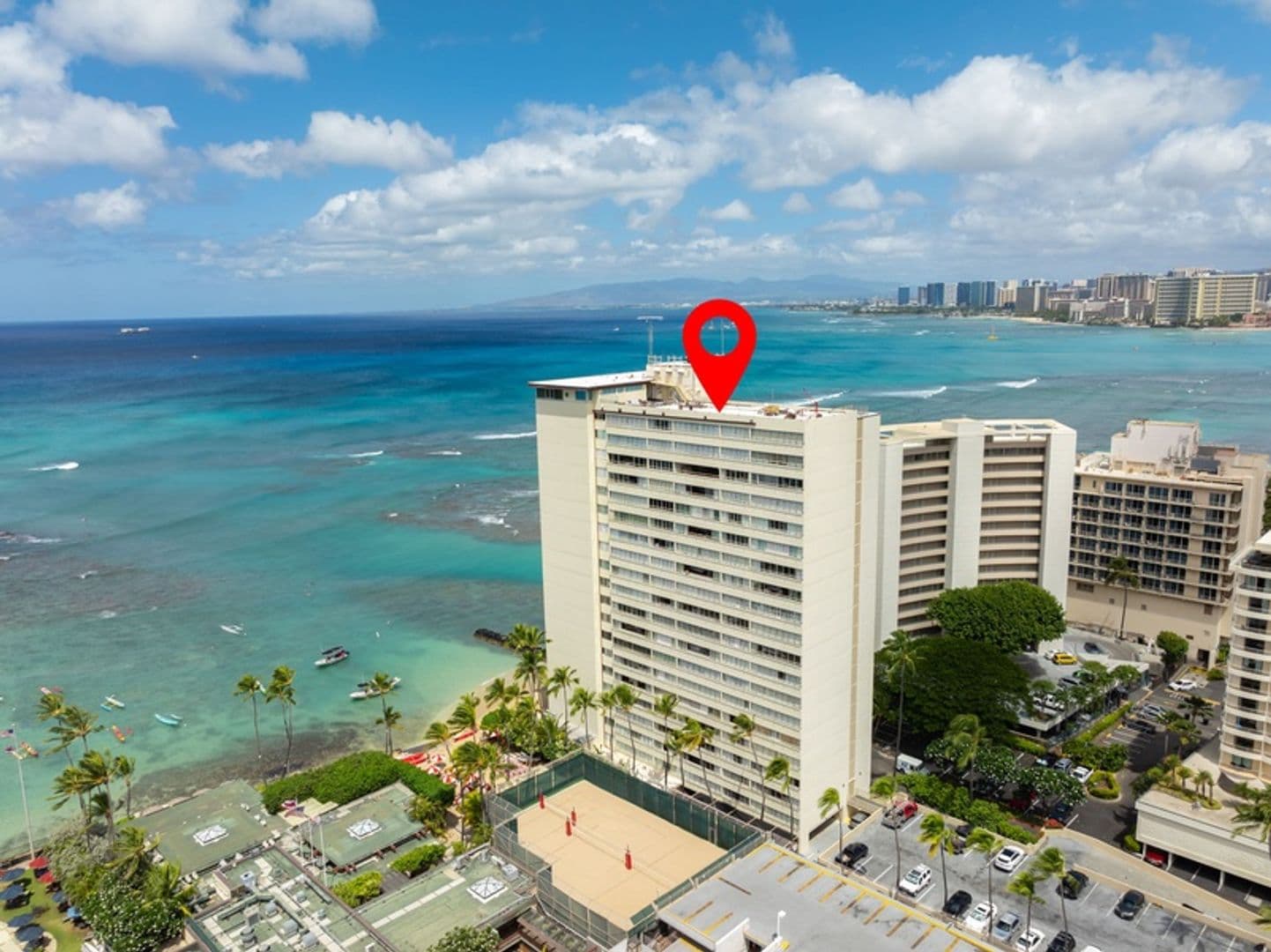 Honolulu House: 2895 Kalakaua Avenue