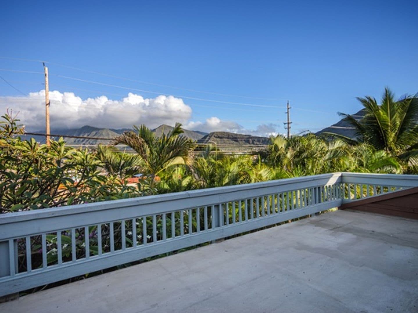 Waianae House: 87-579 Farrington Hwy