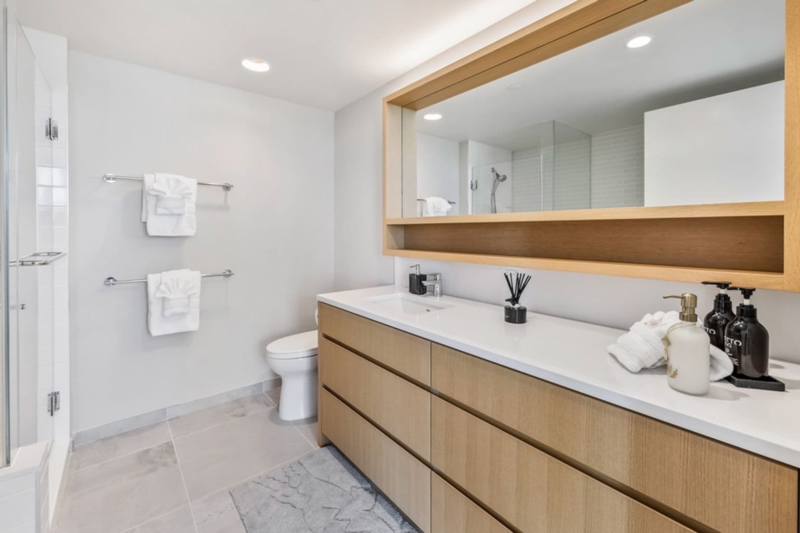 Honolulu Condo: 1388 Kapiolani Boulevard