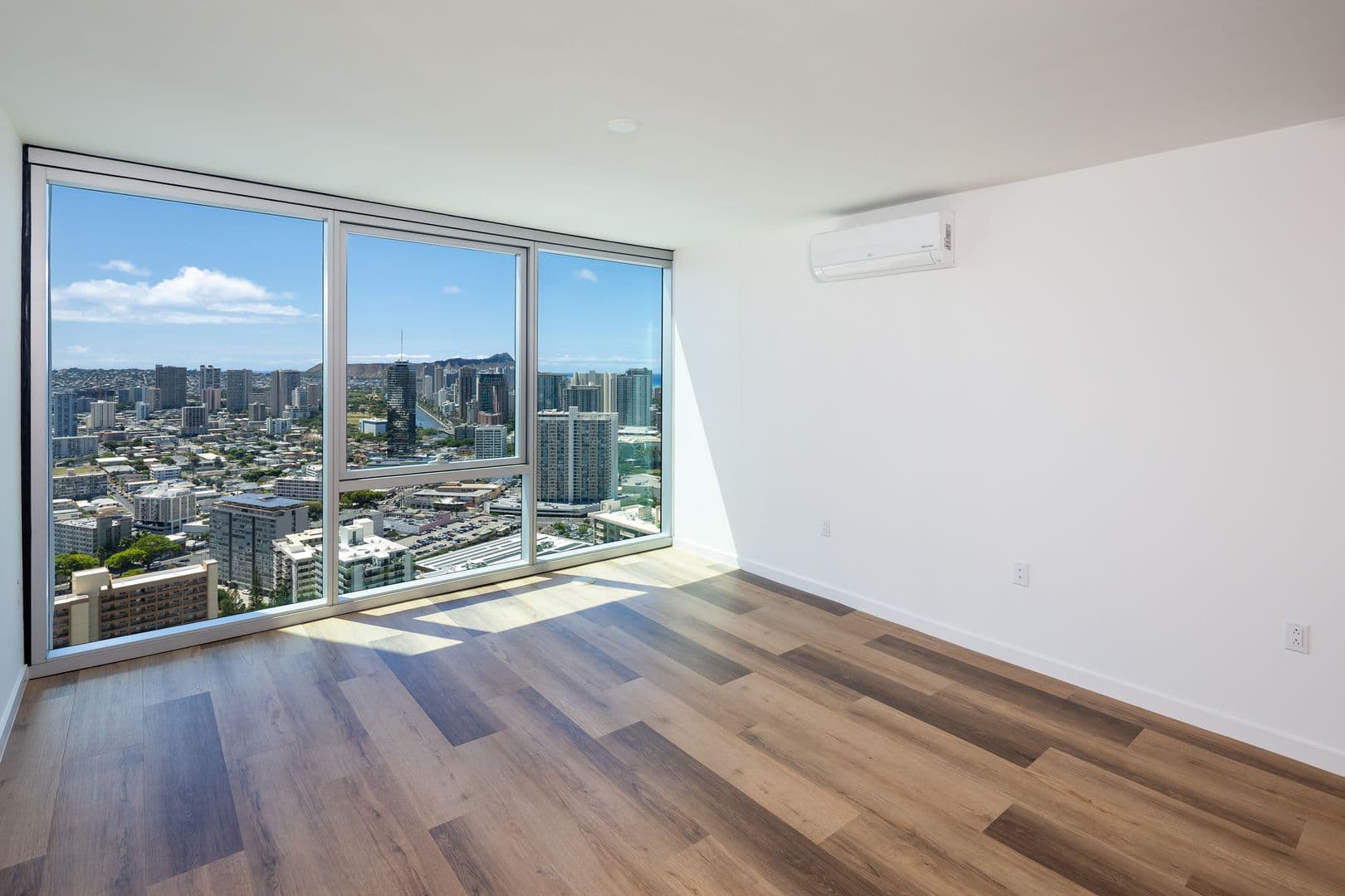 Honolulu Condo: 1500 Rycroft St #3919R