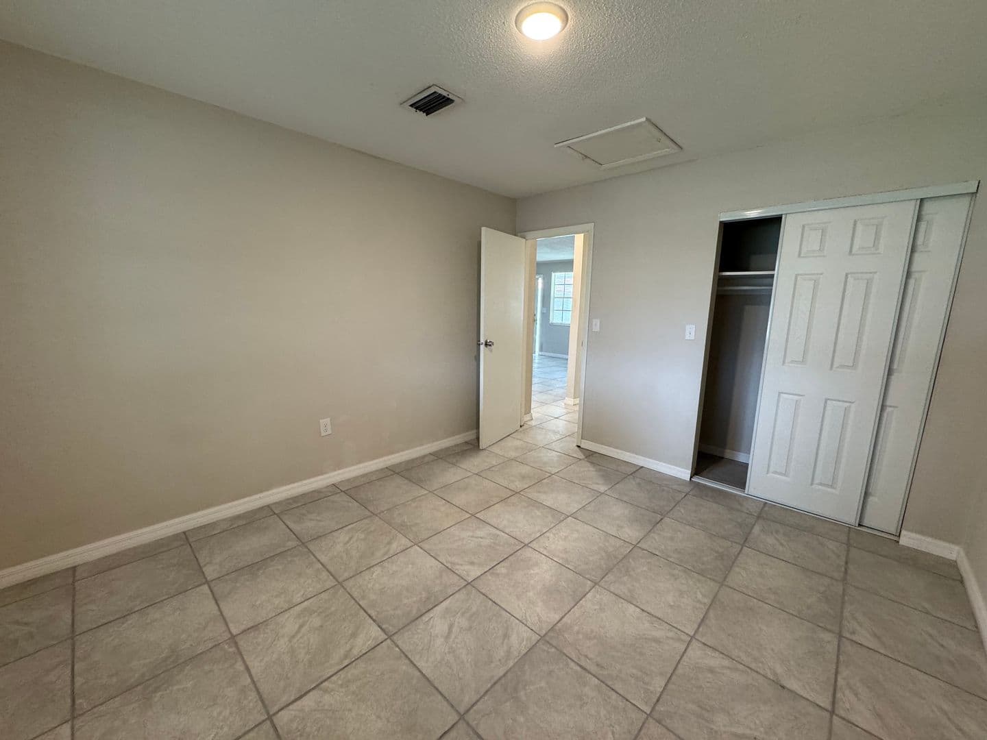 Lake City Apartment: SW Michigan Street