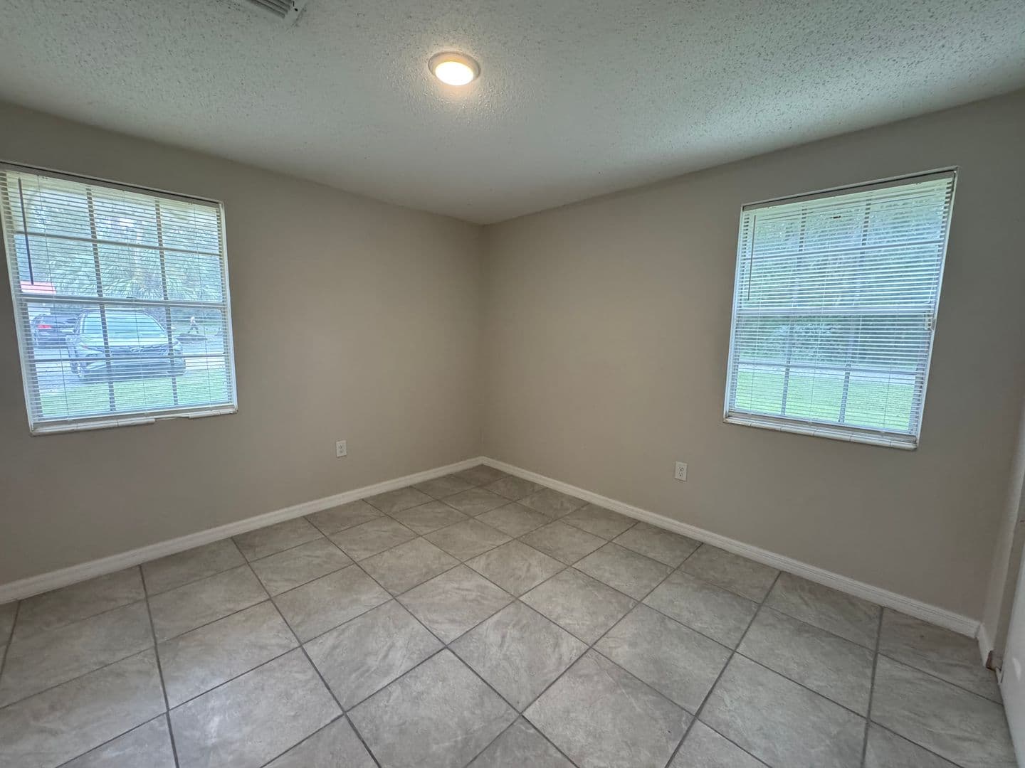 Lake City Apartment: SW Michigan Street