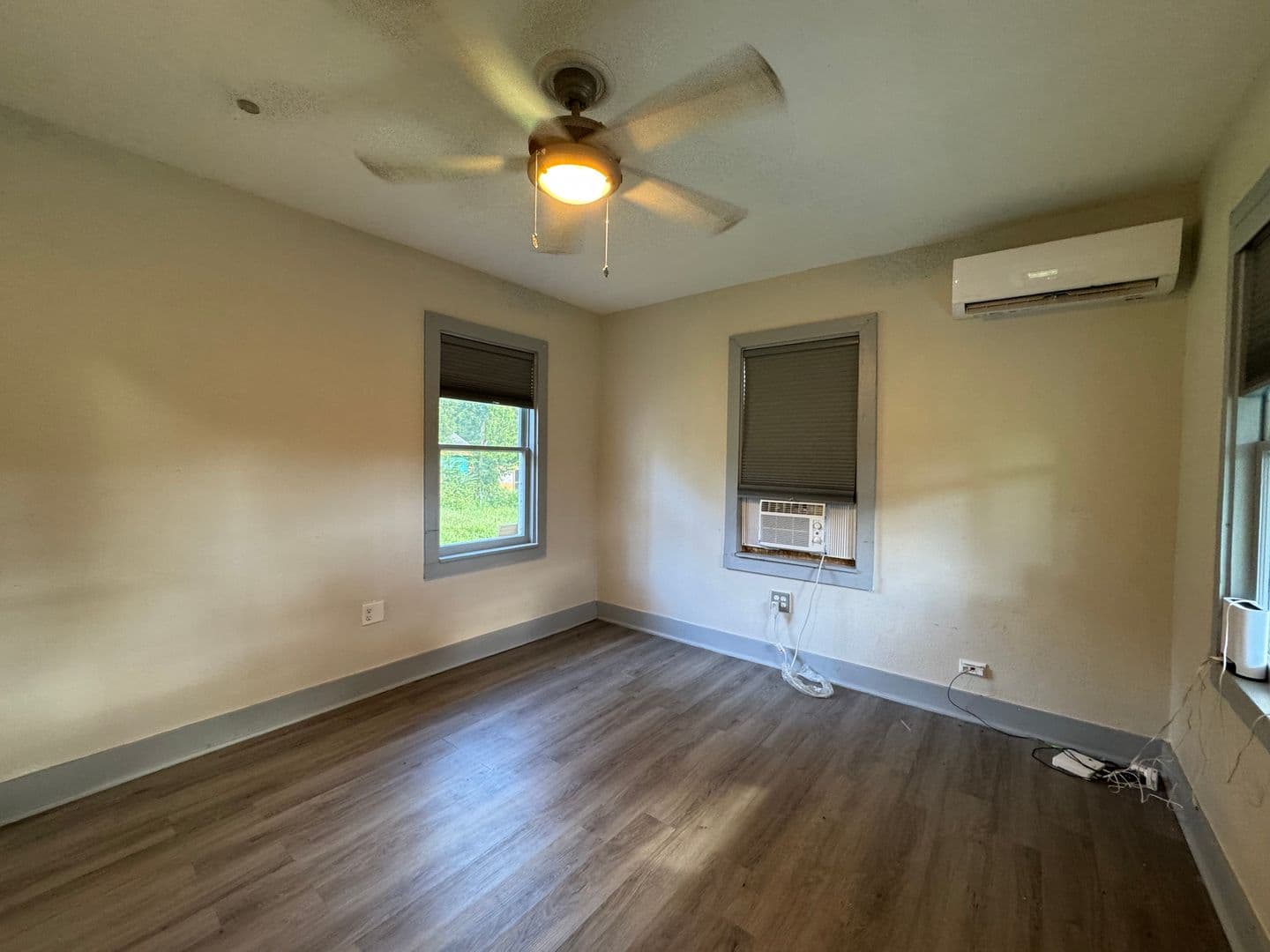 White Springs Apartment: 12534 Roberts St - Unit 1