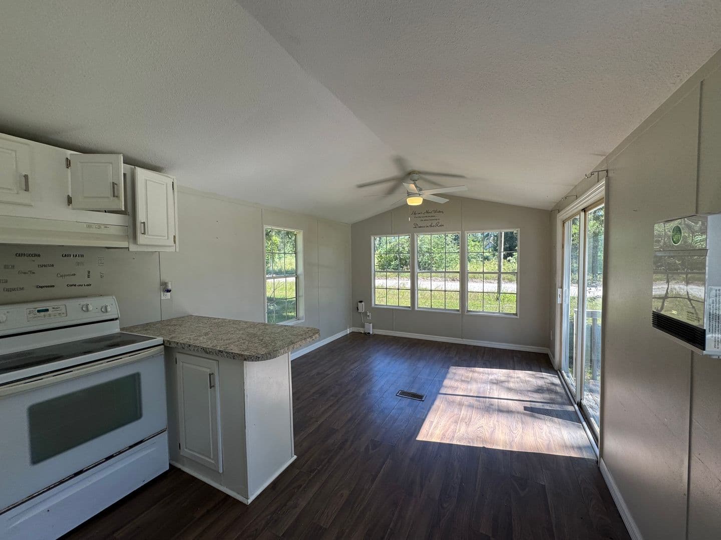 Live Oak House: 1483 177th Rd