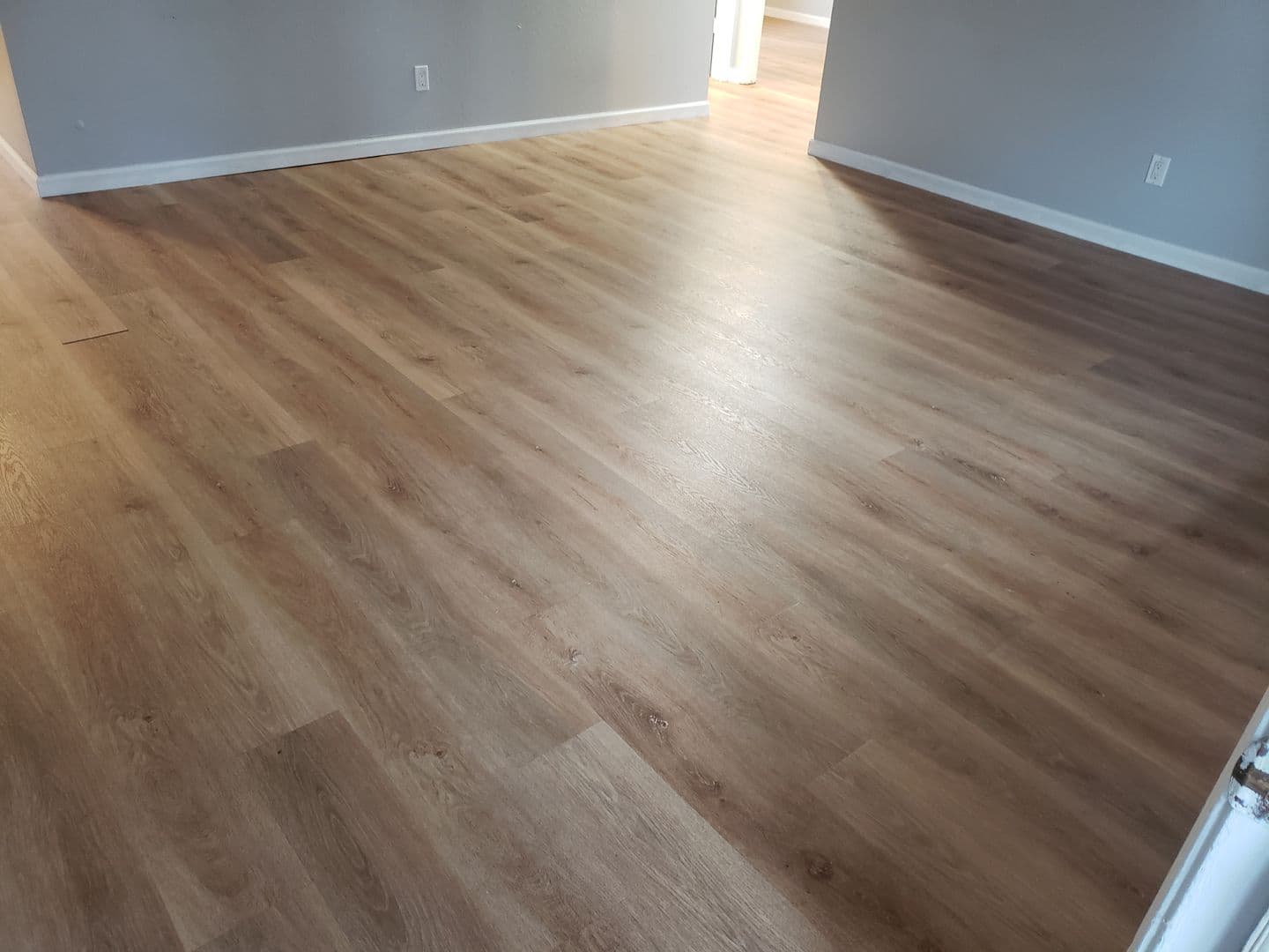 Milwaukie Apartment: 7015 Se Lake Rd