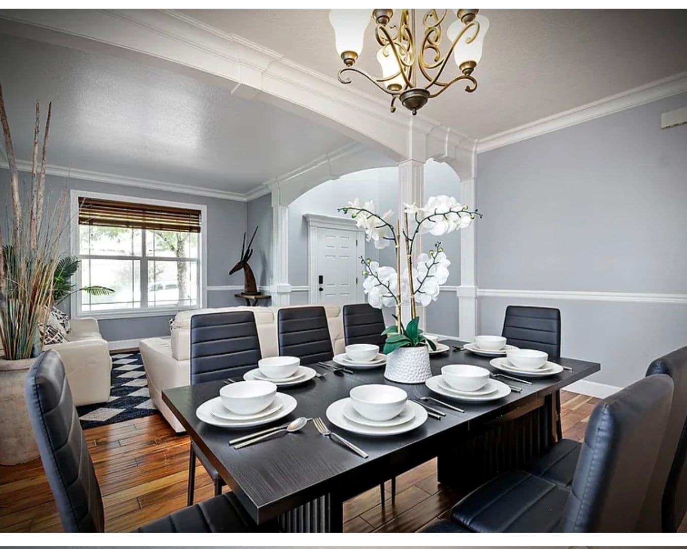 Gresham House: 3541 SW Wonderview Ave.