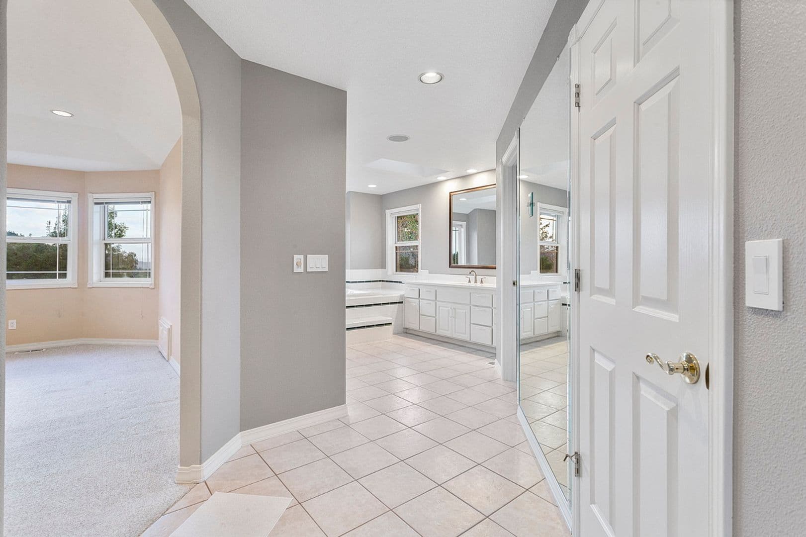Happy Valley House: 12345 SE Wagner St