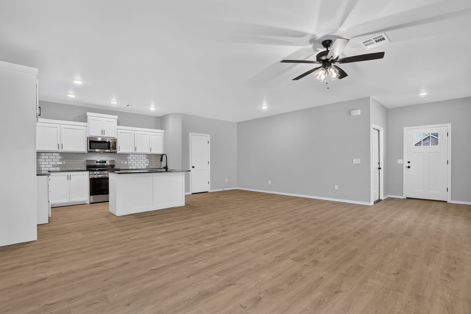 Piedmont Apartment: 13616 & 13620 Calli Court