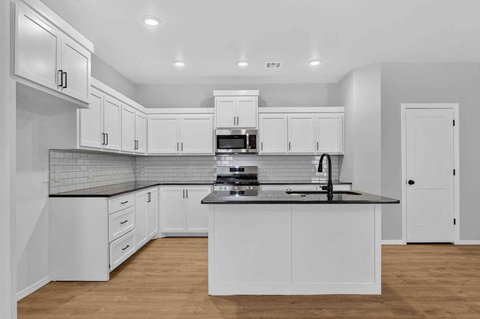 Piedmont Apartment: 13616 & 13620 Calli Court