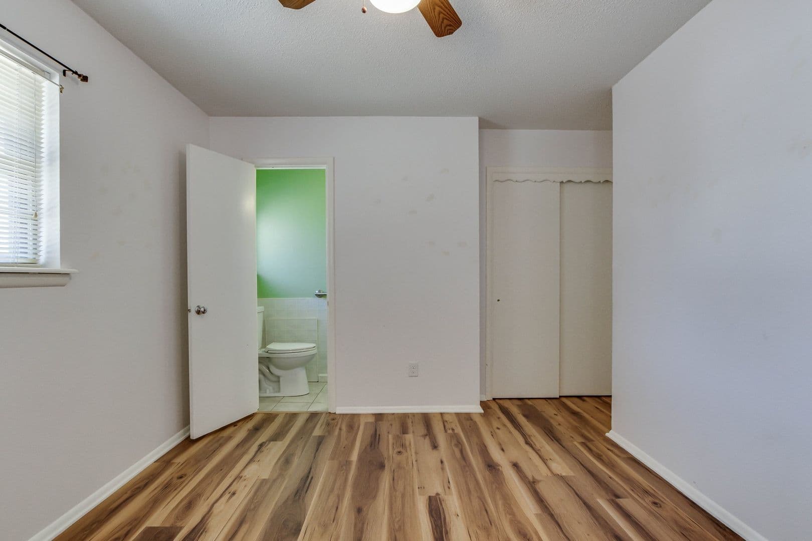 Del City House: 2105 Candy Lane