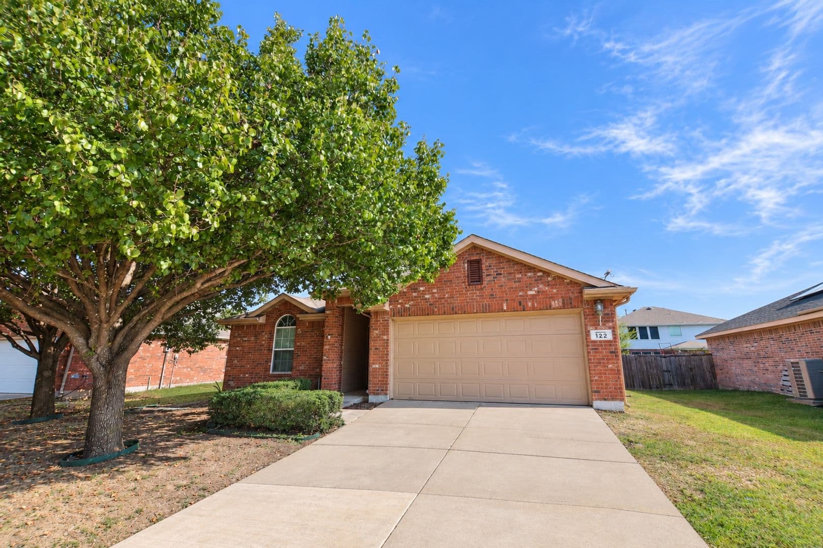 Forney House: 122 Redbud Dr