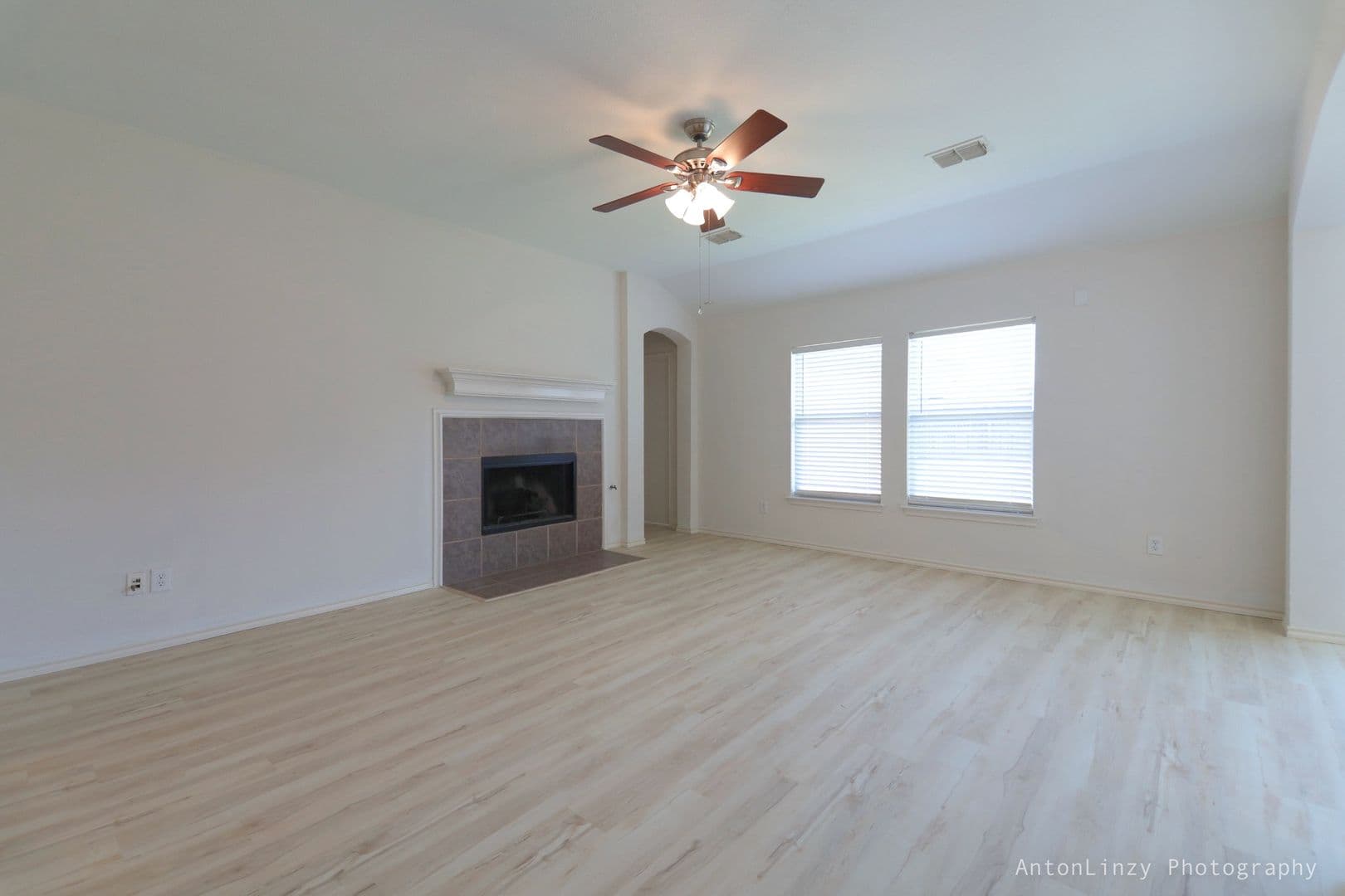 Forney House: 122 Redbud Dr