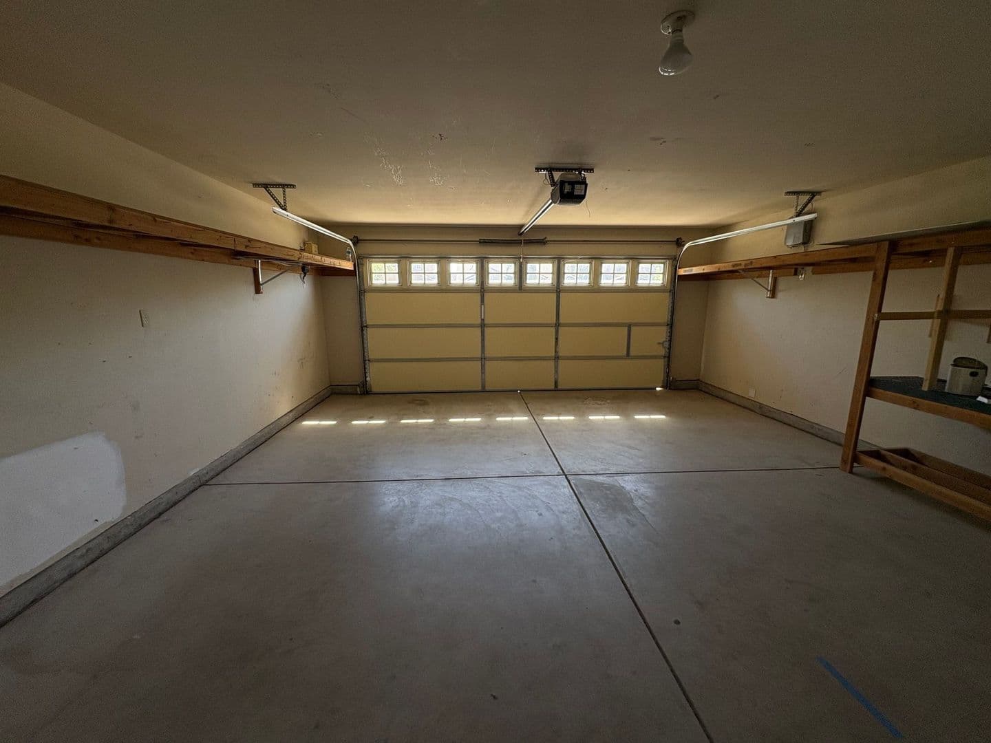 BAKERSFIELD House: 12510 STEMPLE DR