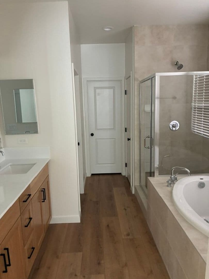 BAKERSFIELD House: 17115 LOVATO LN