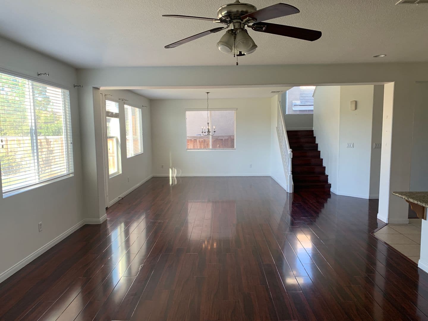 BAKERSFIELD House: 11717 CALIFORNIA POPPY DR
