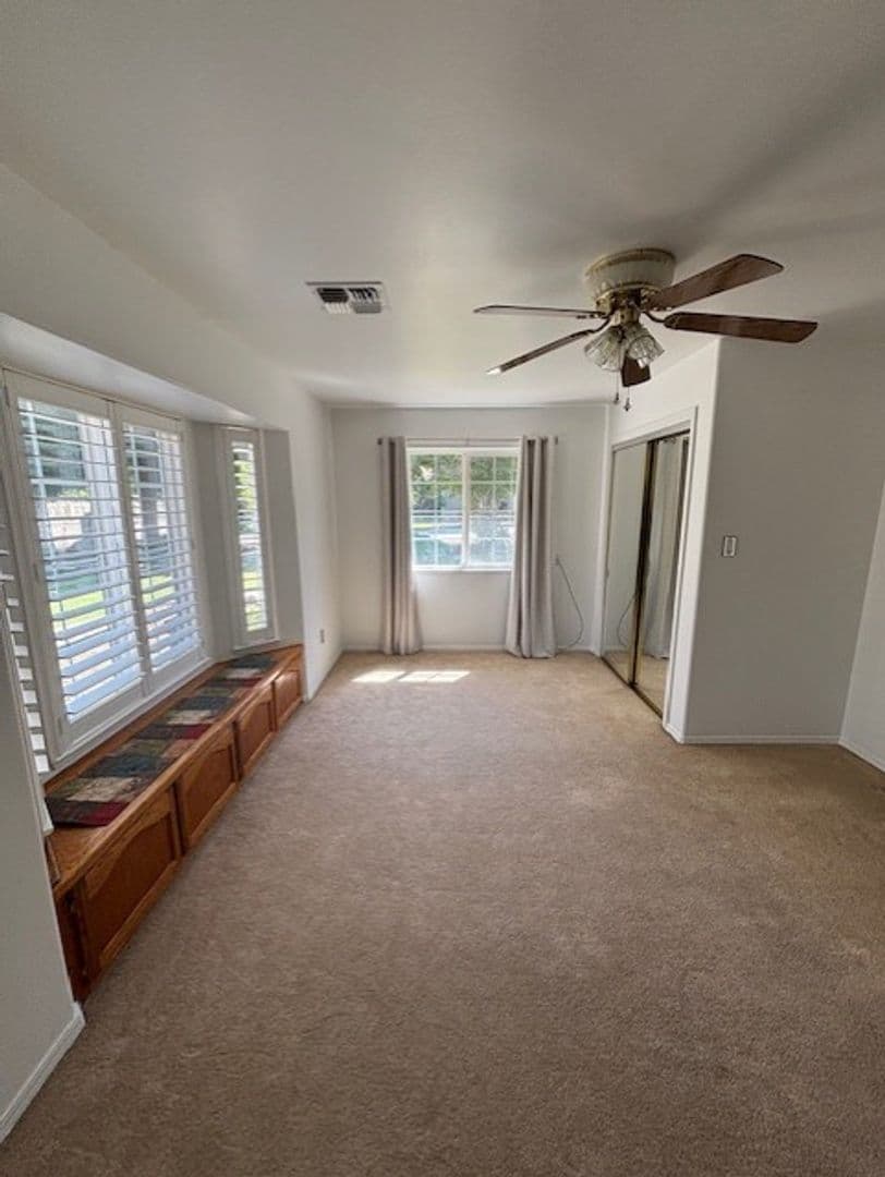 BAKERSFIELD House: 1555 KUHIO ST.