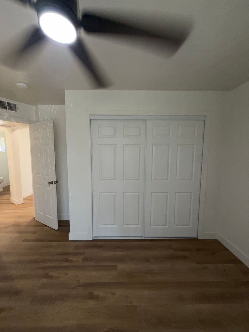 BAKERSFIELD Apartment: 811 WOODROW AVE