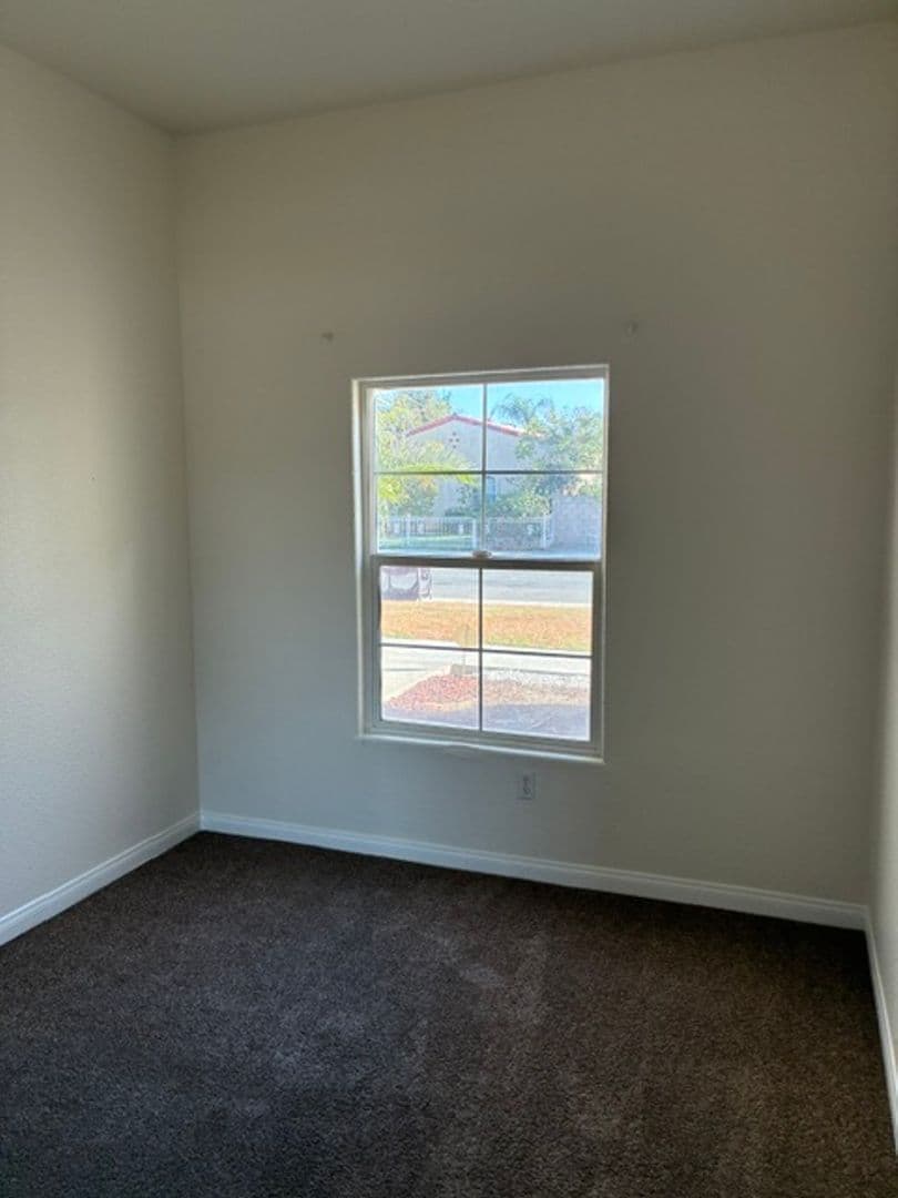 Bakersfield House: 2706 Trentino Ave.