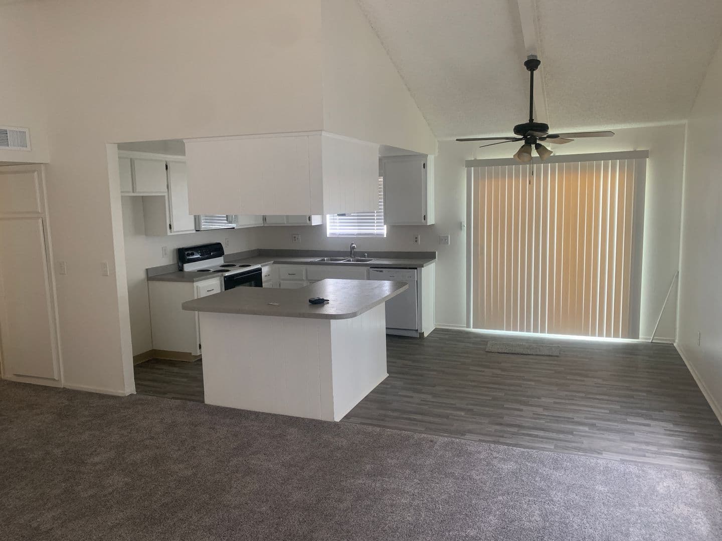 BAKERSFIELD Apartment: 701 DESERET WAY