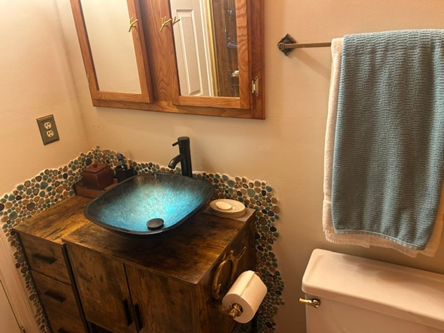 WOFFORD HEIGHTS House: 10905 ELM DR.